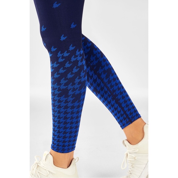 Fabletics High-Waisted Seamless Check Legging - Picture 3 of 8